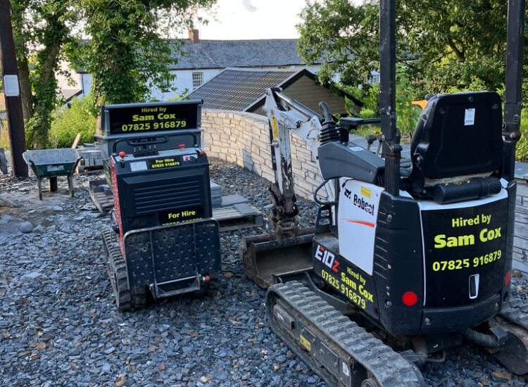 Braunton mini digger hire